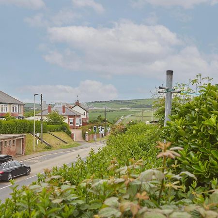 Hillside View Staithes Villa Exterior photo